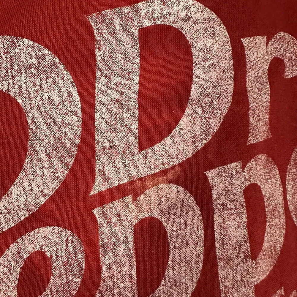 Dr Pepper Red Graphic Sweatshirt Mens Medium Raglan Distressed Logo